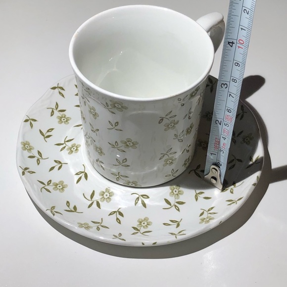 Vintage MEAKIN J & G flat cup & saucer set - Picture 8 of 8